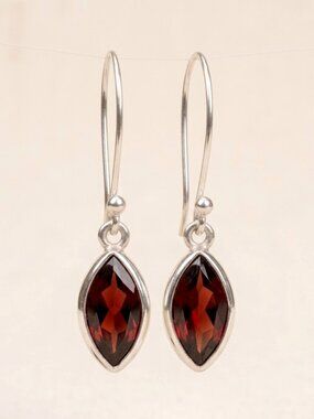 Garnet dangle drop earrings in Sterling Silver  NEW